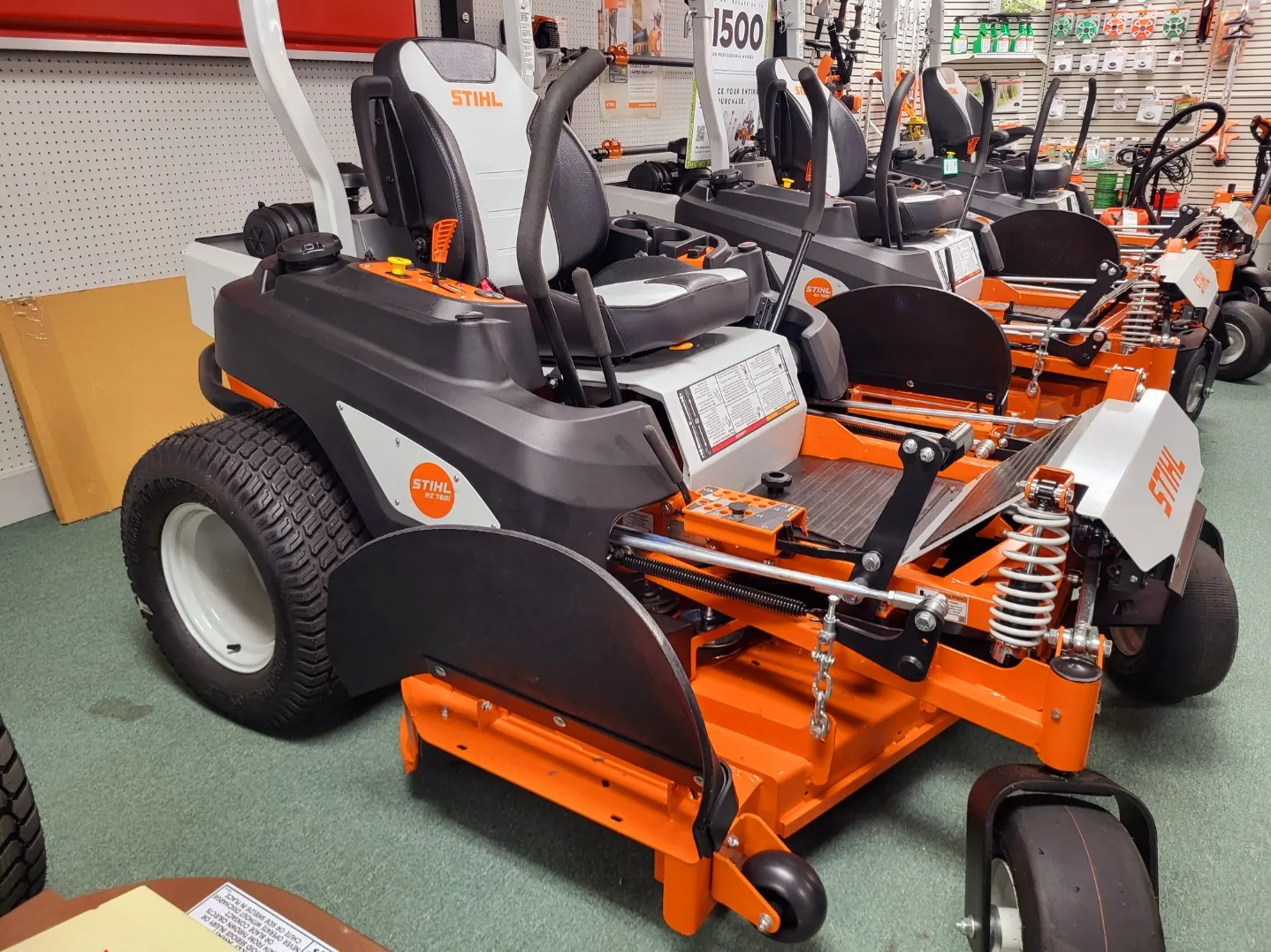 STIHL RZ 760i Zero-Turn Mower—60 in, 28 hp, Briggs & Stratton